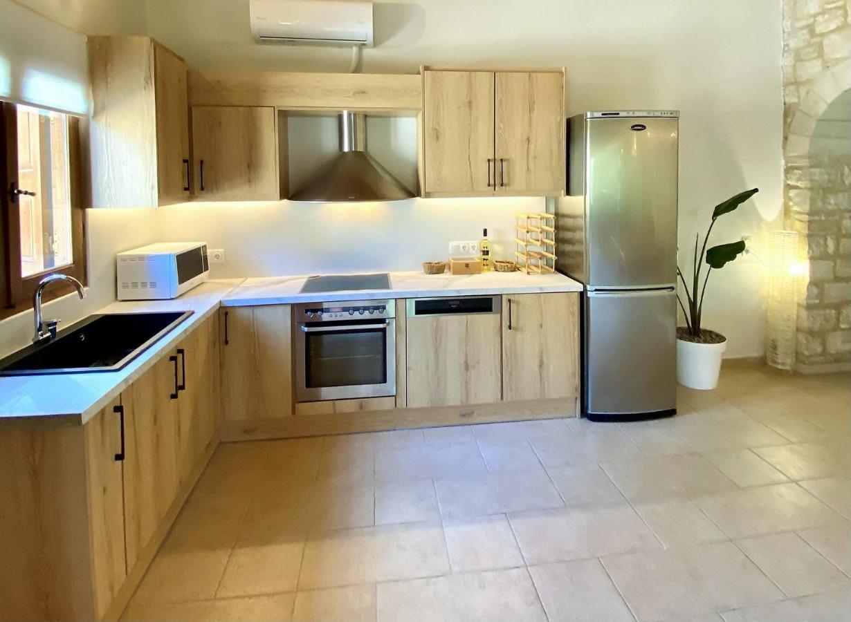Eros Villa Asterion Luaran gambar